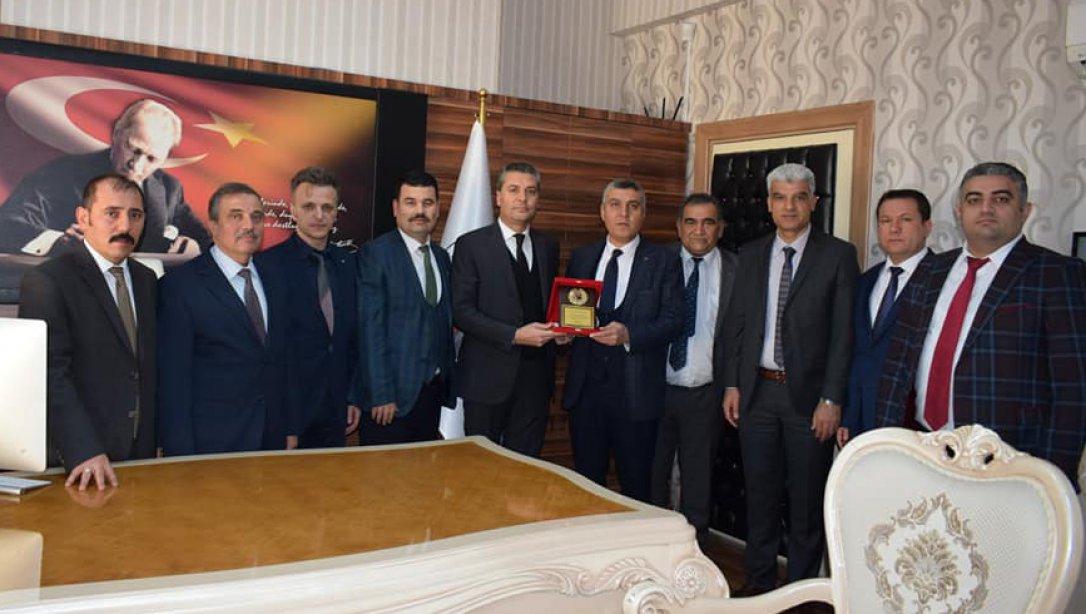 Değerli Şube Müdürümüz Aydın ALBAK, Osmaniye İl Milli Eğitim Müdürü Olarak Uğurlandı