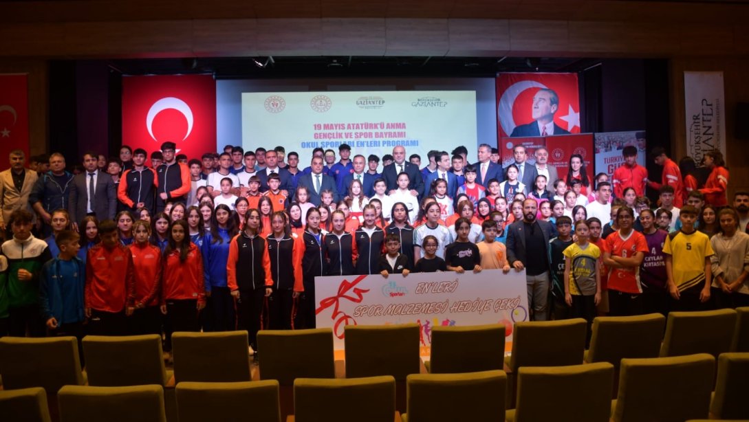 19 Mayıs Atatürk'ü Anma, Gençlik ve Spor Bayramı OKUL SPORLARI 