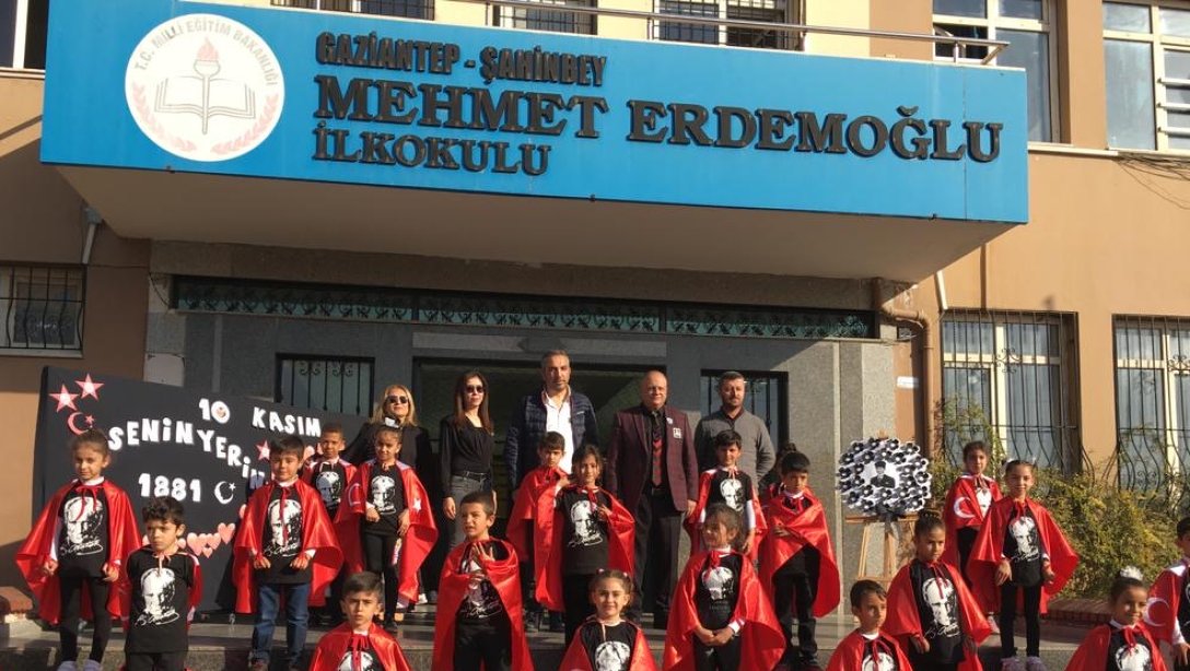 Okullarımızda Düzenlenen 10 Kasım Atatürk'ü Anma Törenleri'ne İlçe Millî Eğitim Şube Müdürlerimiz Katıldılar.