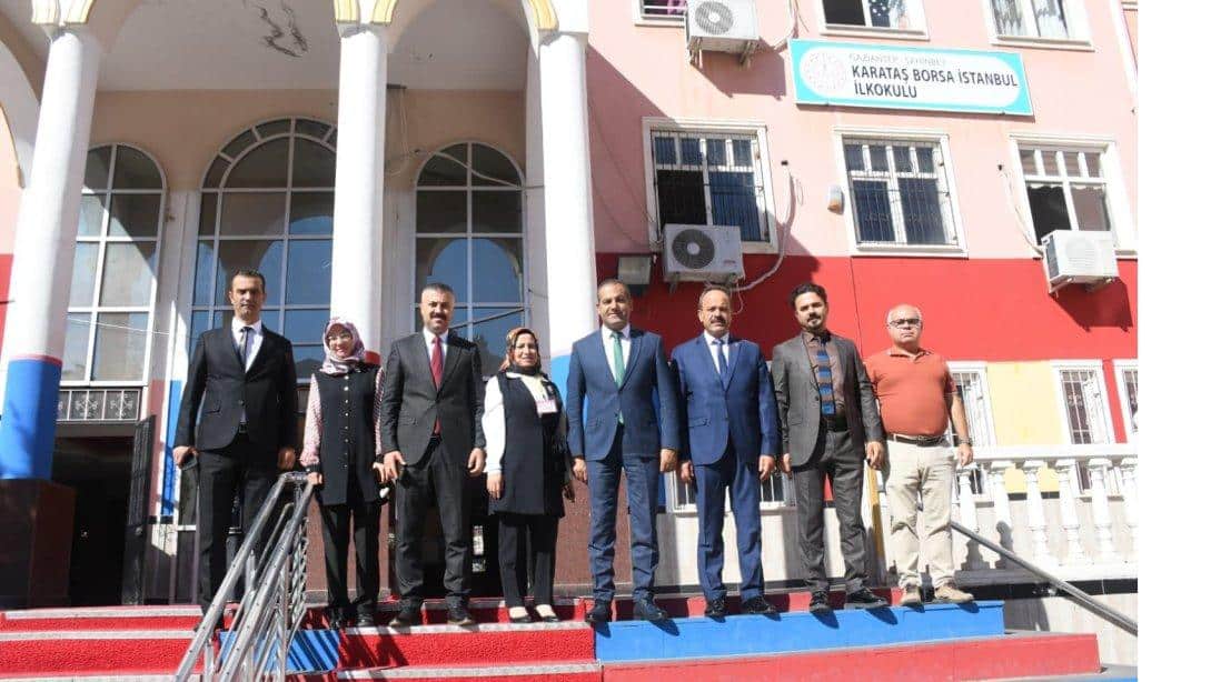 İlçe Millî Eğitim Müdürümüz Eyüp Güneş, Karataş Borsa İstanbul İlkokulunu ziyaret ederek öğrenci, öğretmen ve okul yöneticileri ile bir araya geldiler.